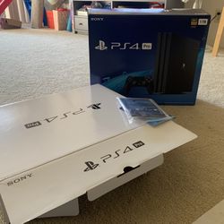 Ps4 Pro 1TB  Like New