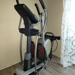 Pro Form Elliptical Machine