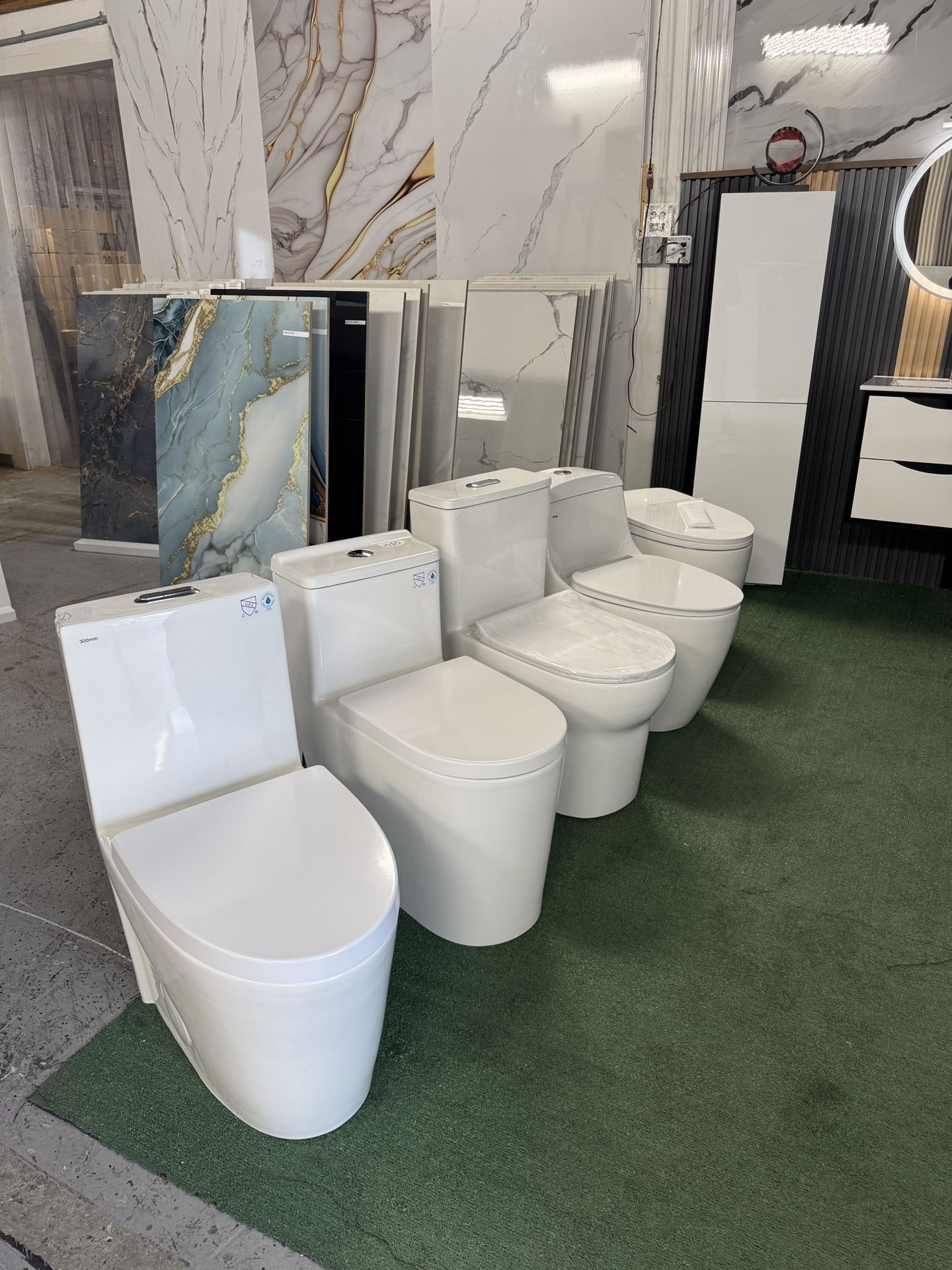 One Piece Toilet