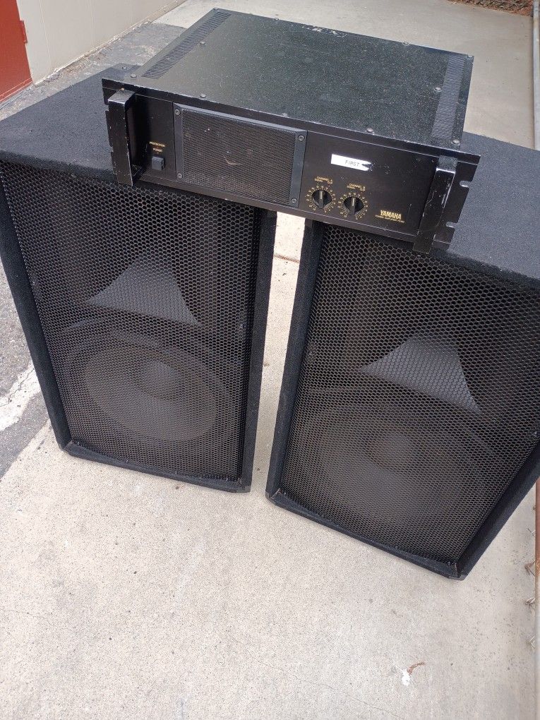 Peavey Bocinas 15 Y Amplificador Yamaha Todo En Buenas Condiciones