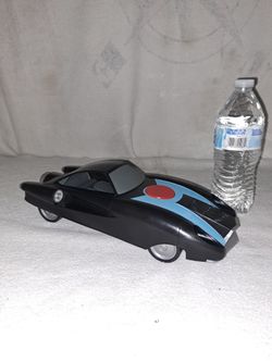 The Incredibles 2 (12" Long) Jumping Car (Works Great) Top Comes Off To Become A Convertible (Car Jumps When Rolled)