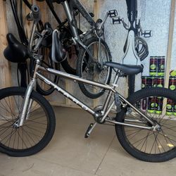 Haro Shredder Pro BMX bike NEW
