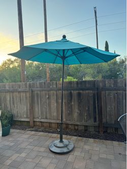 9’ Patio Umbrella with Weighted Base