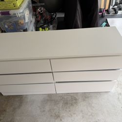 IKEA Malm dresser 