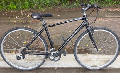 Giant Eacape Hybrid Bike