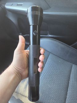 3 D led flashlight