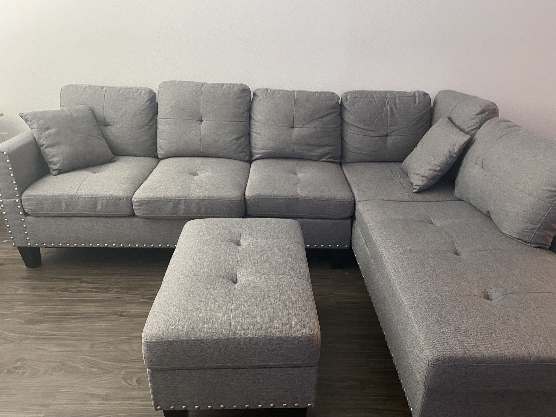 Like New Sectional 