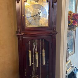 Antique Grandfather Clock 