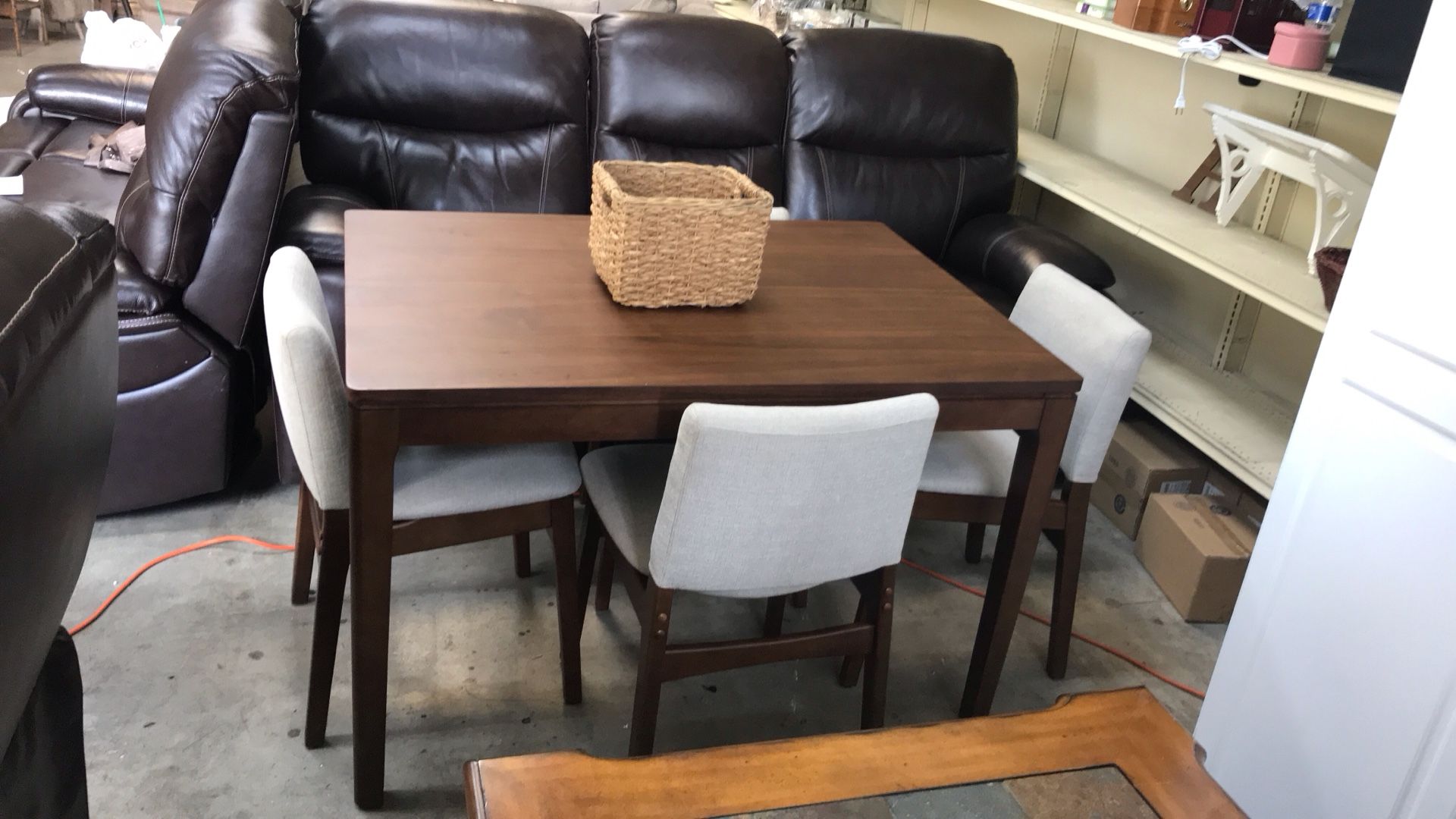 5 Pieces Modern Cosco Set Like New Condition