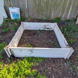 Raised Garden Bed, Vinyl, 48"L x 48"W x 11"H