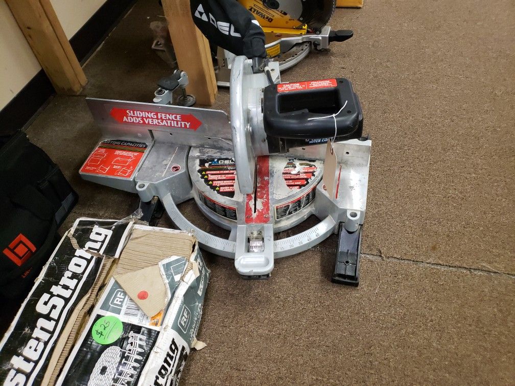 Delta 12" Compound Miter Saw 36-235