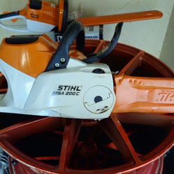 Stihl Battery Powered Chainsaw