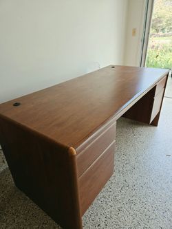 Office Desk