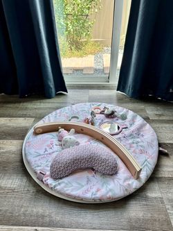 Ingenuity Cozy Spot Activity Mat
