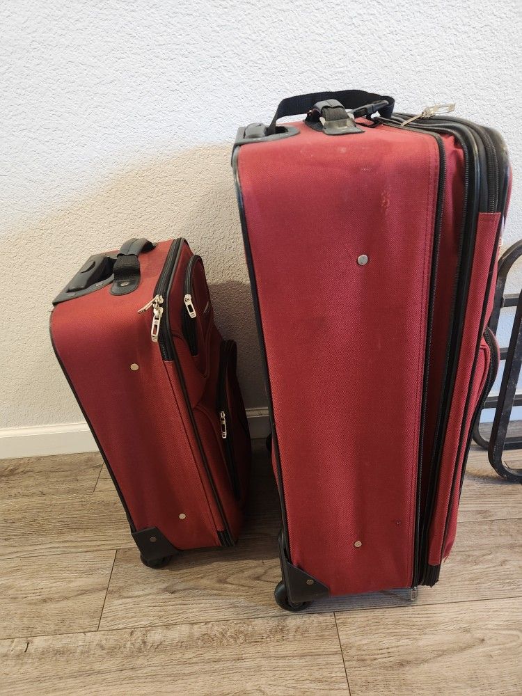 2 Piece Red Luggage Set