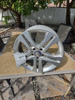 Mercedes 18 Inch Rim GLA250