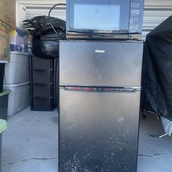 Microwave And Mini Fridge 