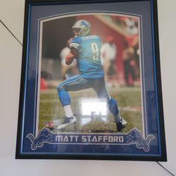 Matthew Stafford Autograph Picture With Frame
