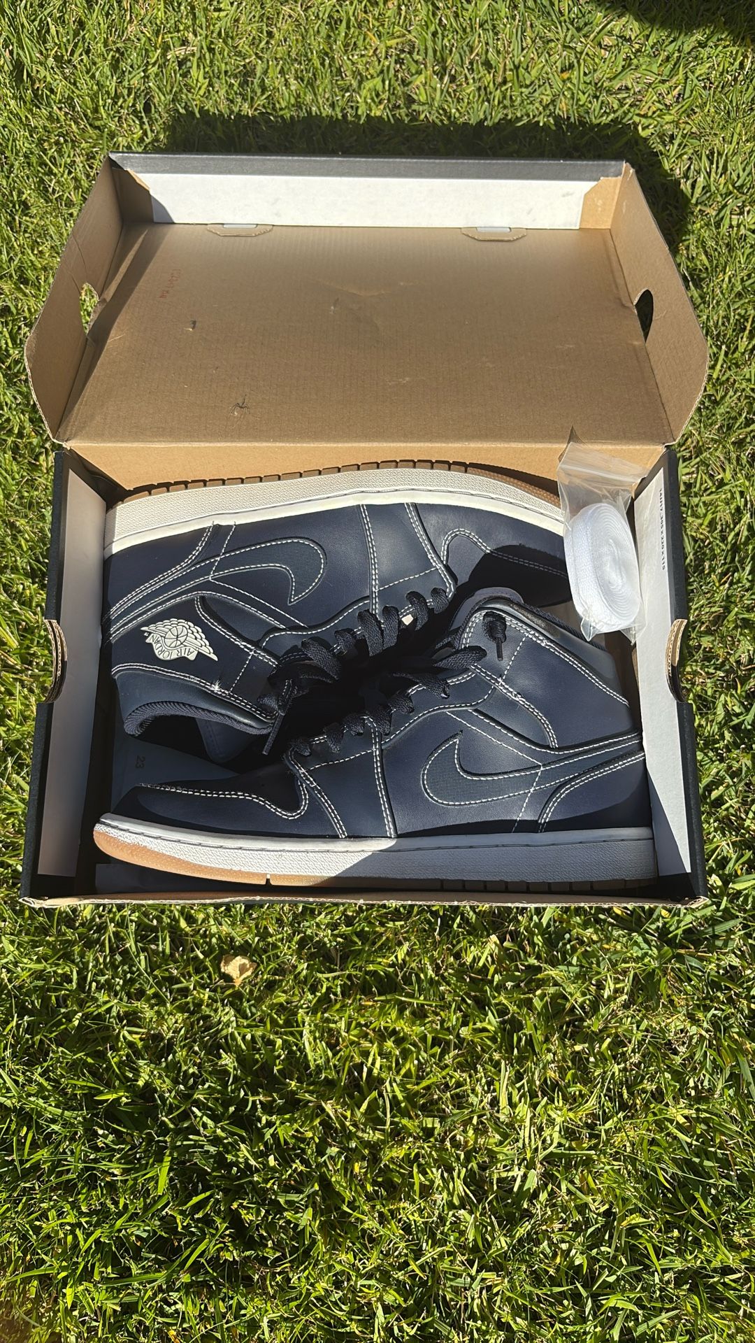 JORDAN 1  MID RE2PECT Size 9