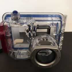 UNDERWATER CAMERA CASE