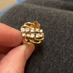 18k Gold flower ring 