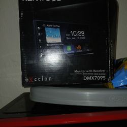 Kenwood monitor And receiver.