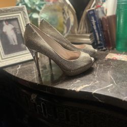 Michael Kors - Pale Gold Platform Pumps Heels 7.5