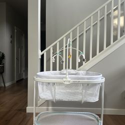 Fisher Price Bedside Baby Bassinet