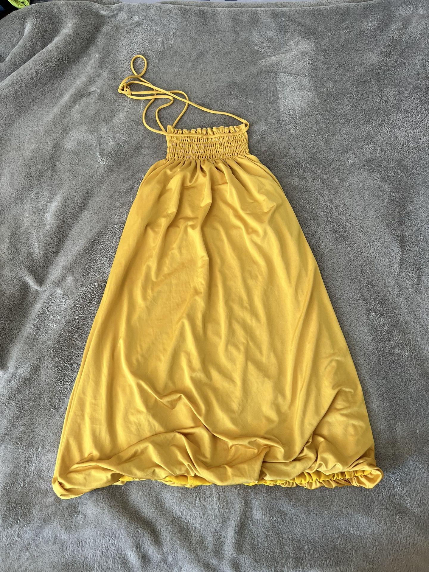 Beautiful yellow dress Beautiful Yellow Dress Worn Only Ones