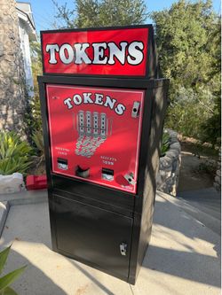 Change machine American Changer AC6000 for arcade car wash laundry mat