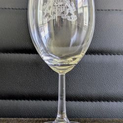 Set of 17 Wine Glasses – 9.5 oz – Engraved with Bordeaux City Coat of Arms