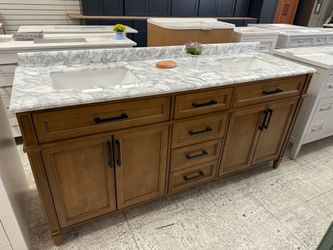 Bathroom cabinet