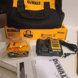 $80 FIRM Dewalt 20V MAX XR Premium Lithium-Ion 5.0Ah Battery Pack, Charger and Kit Bag