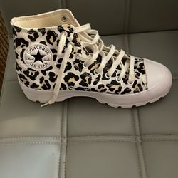 Woman Size 9 Leopard Print Converse