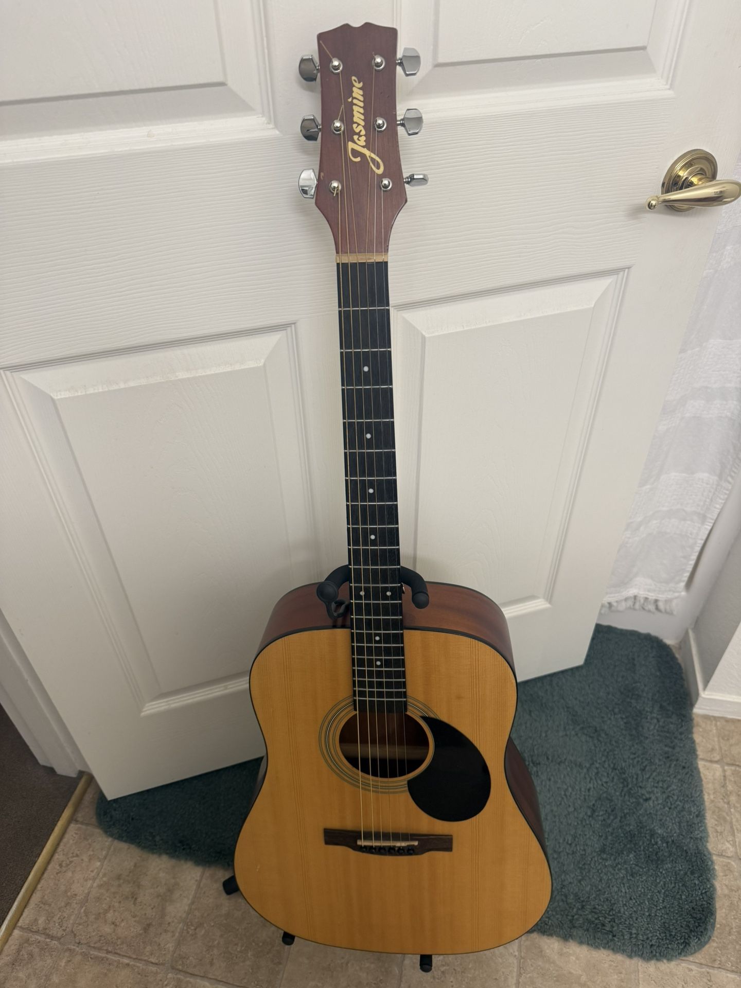 Takamine Jasmine 6 String acoustic guitar