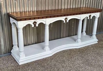 Nice Vintage High Quality Entry Table