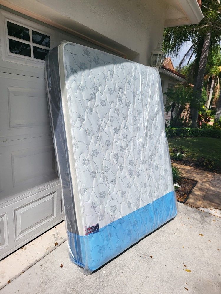 NEW QUEEN PILLOW TOP MATTRESS AND BOX SPRING -- Also Available In All Sizes.
