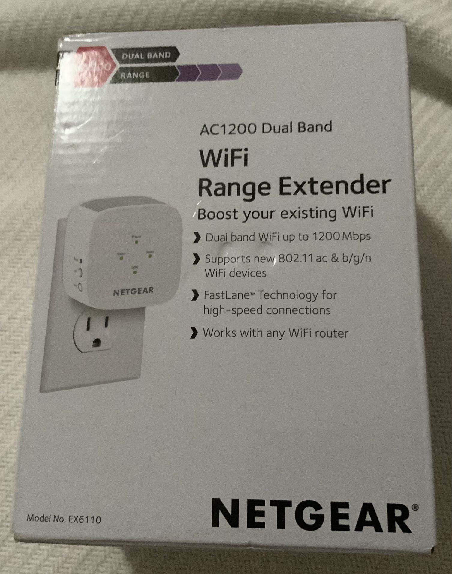 NETGEAR AC1200 WIFI Range Extender - Wi-Fi 