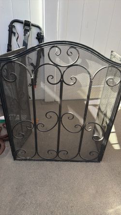 Fireplace screen