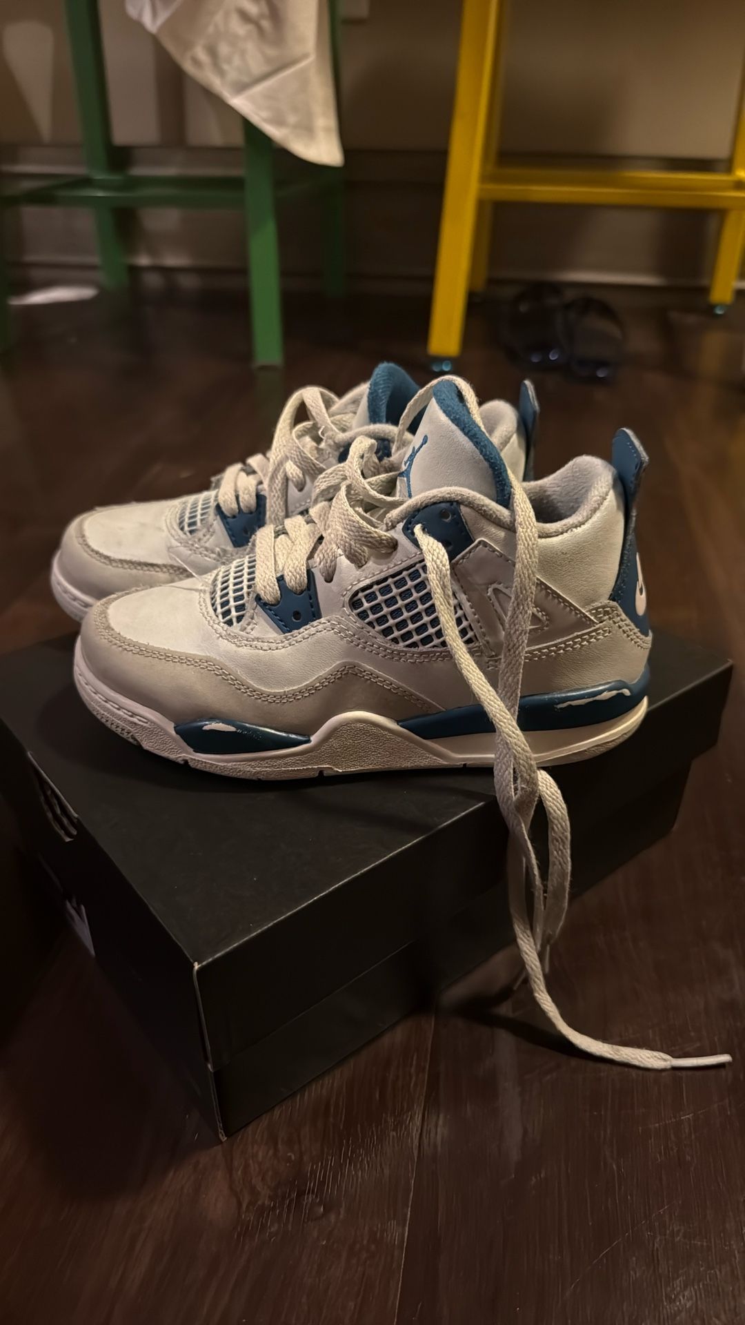 12 Child Nike