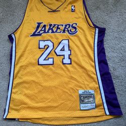 Kobe Mitchell & Ness Hardwood Classic (Authentic)