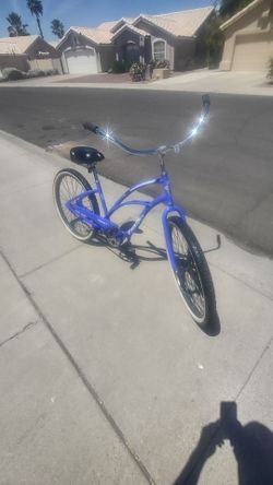 ladies 26 inch Electra cruiser one beach cruiser bike