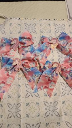 Unicorn bows