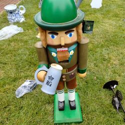 Huge! New Richard Glasser nutcracker w/tags 30 inch tall