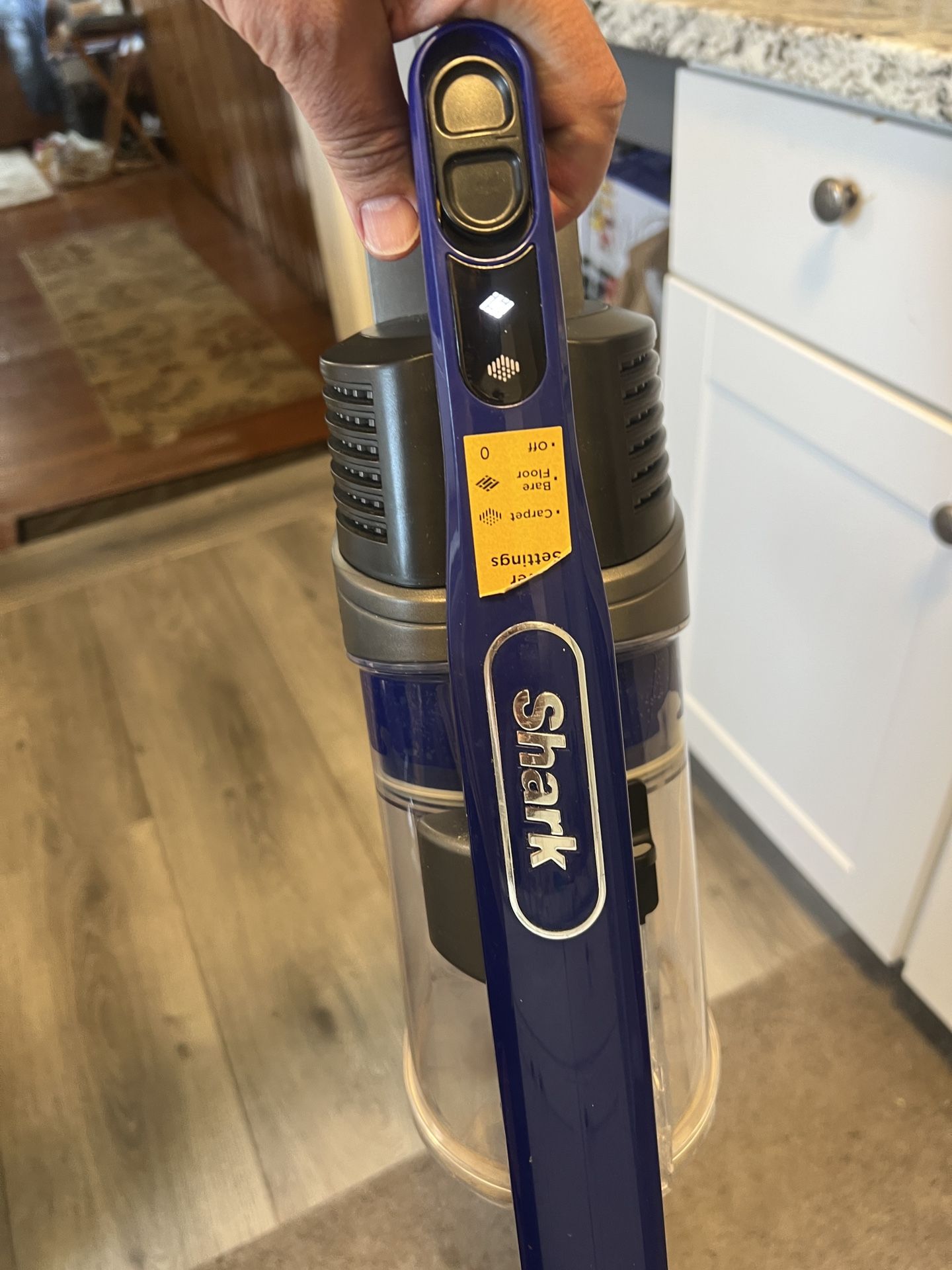 SHARK Cordless ( Pet Pro )