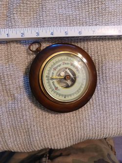 Home Decor. Indoor Hydrometer .Tells Moisture Reading.