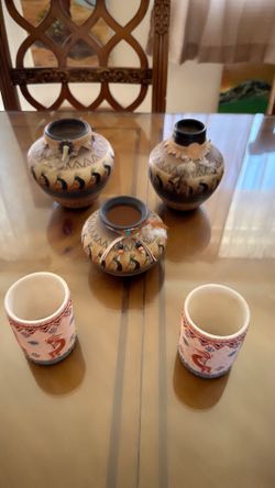 Native American decorative pottery vases