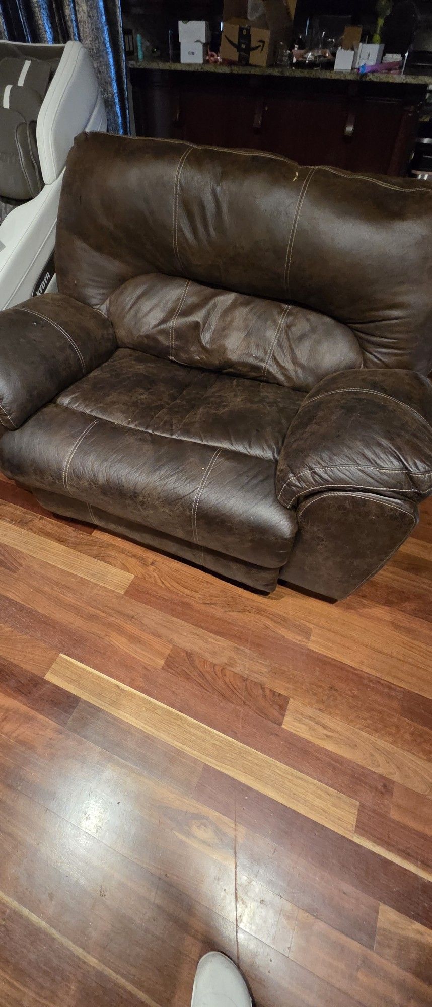 Brown 3 Piece Reclining Leather Couch Set With 2 Reclining Couches And A Recliner 