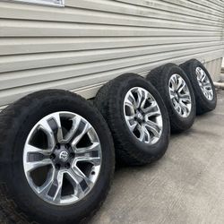 20” dodge Ram 6 Lug Wheels