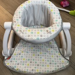 Fisher-Price Sit-Me-Up Floor Seat Portable Baby Chair